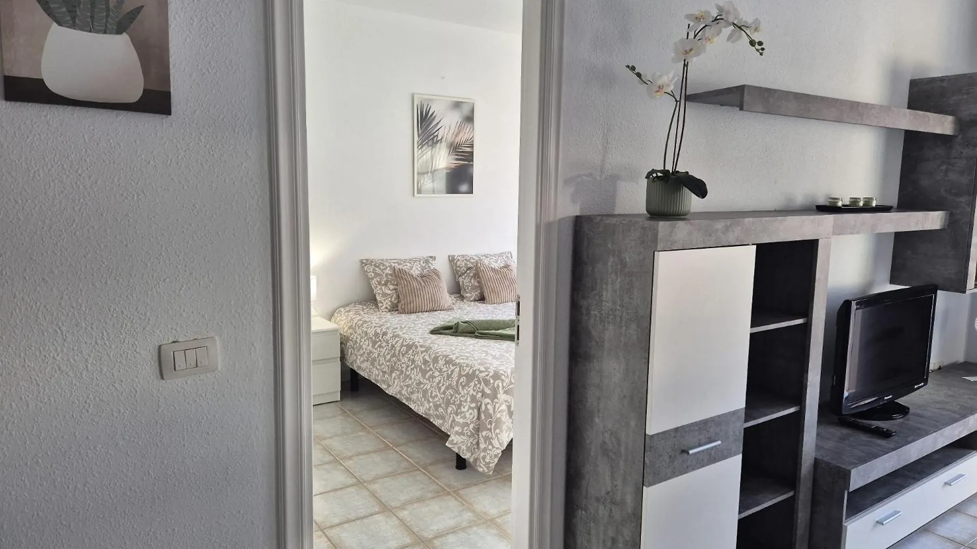 Los Cristianos Relax Green Appartament Chayofa アパート